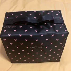 Mary Kay- Travel Roll- up Bag